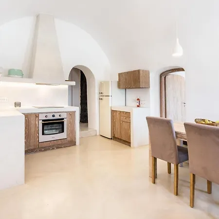 Santorini's Rising Sun Private Villa *