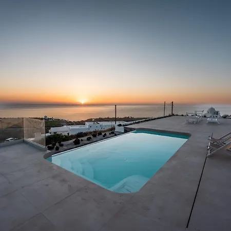 Villa Santorini's Rising Sun Private