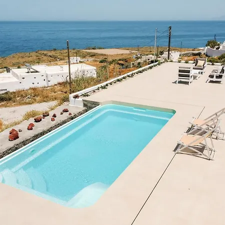 Santorini's Rising Sun Private * אימרוביגלי
